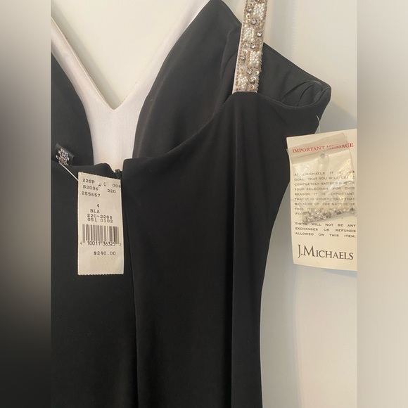 NWT formal dress - Picture 5 of 6